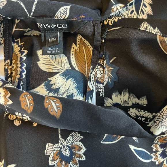 RW&CO high neck halter top perfect condition - Picture 6 of 9